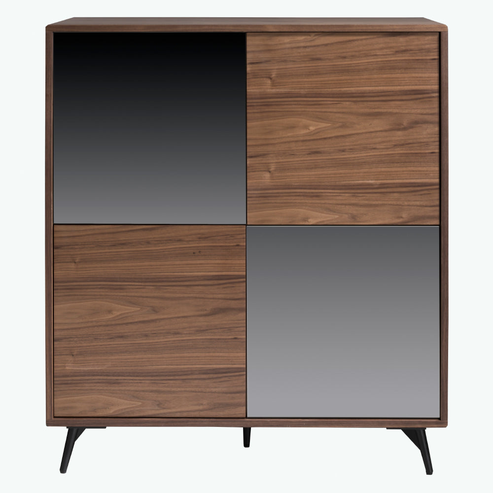 Kortárs stílusú, diófa furnérral borított, dizájn komódszekrény tükrös ajtókkal.