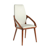 Krémszínű műbőrrel kárpitozott, kőrisfából készült, formatervezett dizájn étkezőszék.