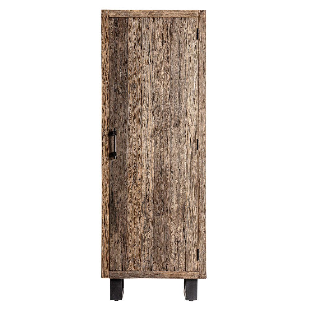 Kortárs stílusú, natúr színű, újrahasznosított fenyőfából készült gardróbszekrény.