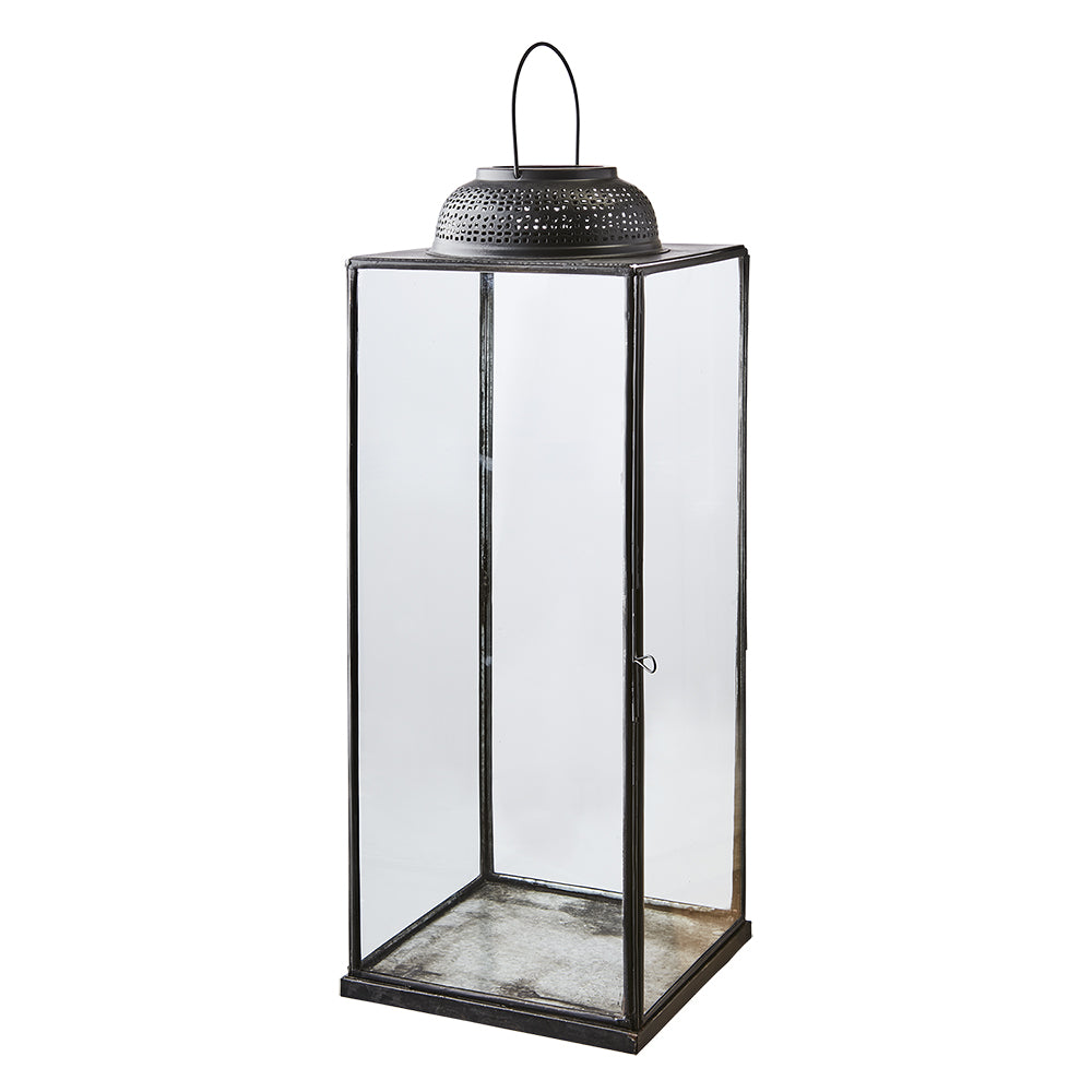 Keleti ihletésű, kortárs stílusú, fekete színű, kézműves fém lámpás.