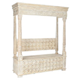 Baldachinos kialalkítású, mangófából faragott, antikolt felületű, orientál stílusú kézműves pad..