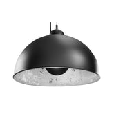 Ezüstszínű design függeszték lámpa.