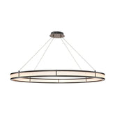 Opálos matt felületű üvegrudakból álló kör formájú dizájn csillár.