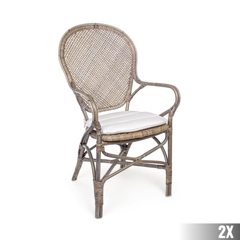 Natúr rattan EDELINA karfás szék fehér ülőpárnával, elölnézetből