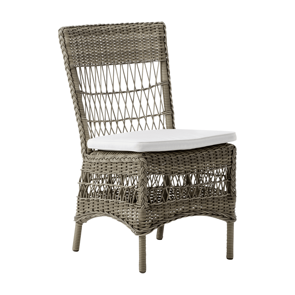 Antikszürke színű, műrattan kerti szék.