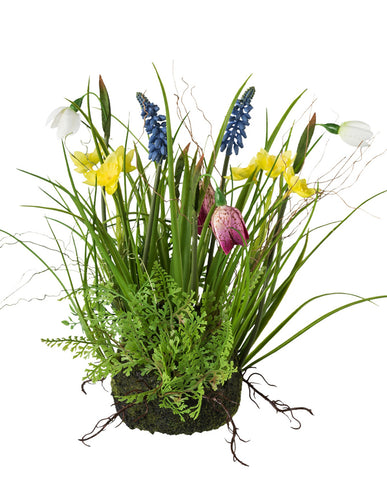 Vegyes mű tavaszi virág kompozíció mesterséges földlabdában..