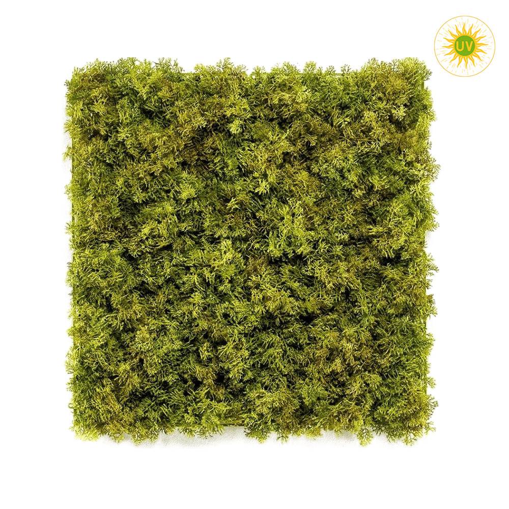 Muscus UV-álló zöld mű rénszarvas moha falpanel 50x50 cm-es méretben, sűrű és élethű textúrával.