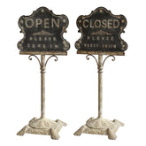 Old French antik fém nyitva-zárva tábla Open Closed felirattal fehér háttér előtt