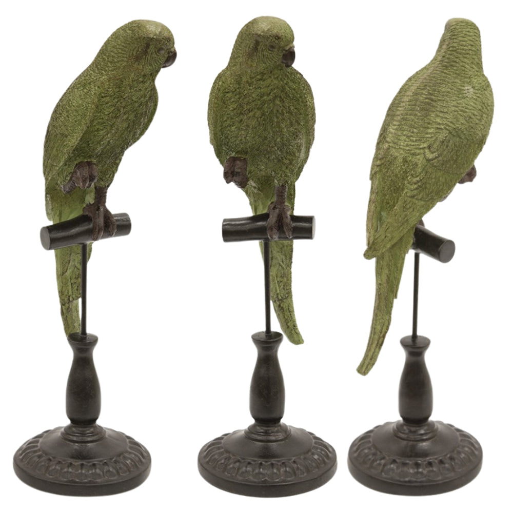Zöld színű, dekoratív papagáj figura.