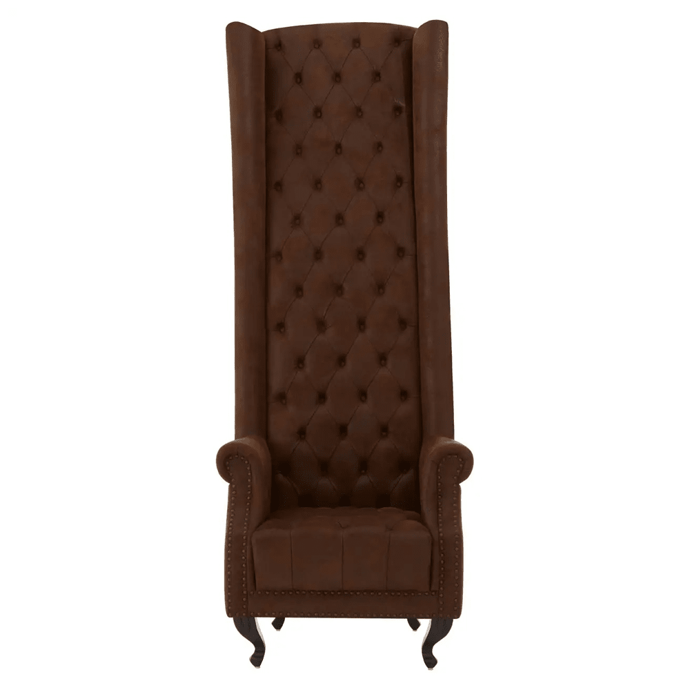 Rozsdabarna színű műbőrrel kárpitozott, trónszerű statement fotel.