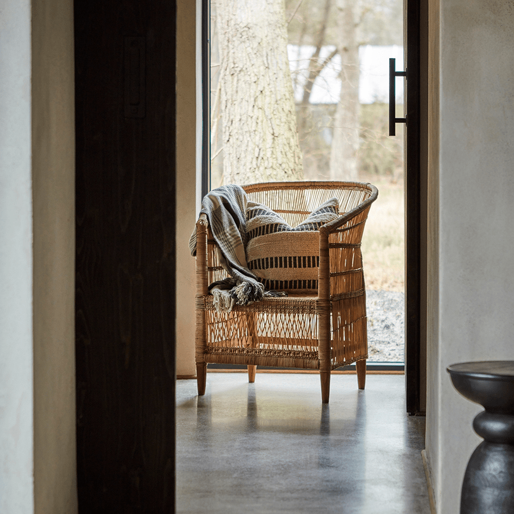 Termesztés rattanból készült, kézműves fotel. Termesztés rattanból készült, kézműves fotel.