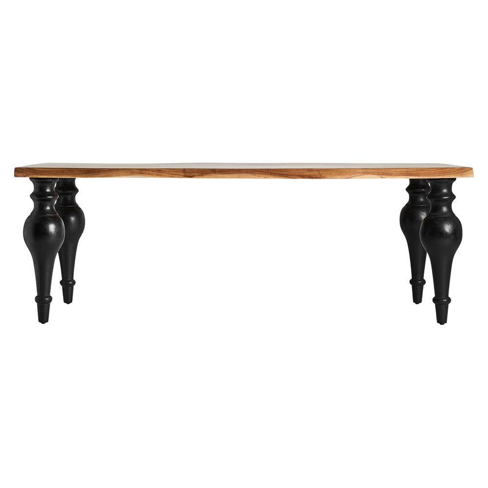 Provanszi ihletésű, fekete színű díszes lábakkal és natúr színű kezelt asztallappal kialakított, tömör akácfából készült étkezőasztal.