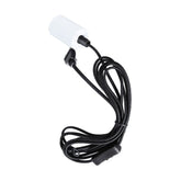 Fényes fehér, modern formavilágú függeszthető dekorfoglalat.