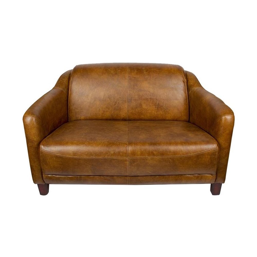 Vintage stílusú, valódi bőrből készült kanapé fa lábakkal.