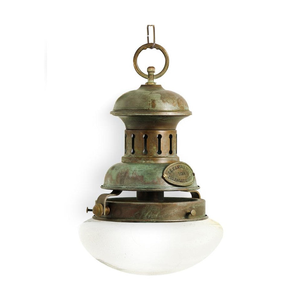 Vintage stílusú, antikolt sárgaréz színű, rézből készült függeszték, opál üvegbúrával.