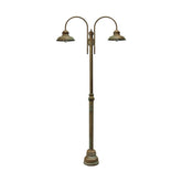 Vintage stílusú, 308 cm magas, két lámpával rendelkező, rézből készült kandeláber üvegbúrával.