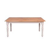 Vidéki stílusú, fehér színű, tömör fenyőfából készült étkezőasztal, natúr színű, olajozott tölgy fedalappal.