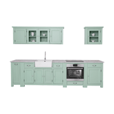 Hat elemes fenyőfa konyhaszekrény tölgyfalappal, beépített kerámia kagylóval és csapteleppel.