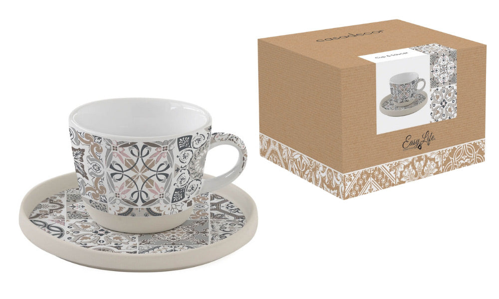 Mediterrán stílusú mozaikmintás porcelán teáscsésze csészealjjal díszdobozba csomagolva
