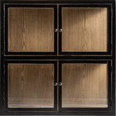 Loft stílusú, újrahasznosított fenyőfából készült kombinálható, moduláris vitrines szekrény szekrénymodul kiegészítő terméke. Fekete és natúr színű.