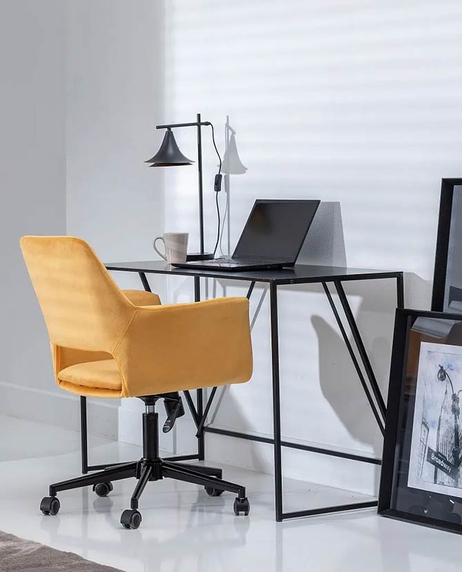 Modern stílusú, állítható magasságú, mustársárga színű bársonnyal kárpitozott kerekes irodai forgószék