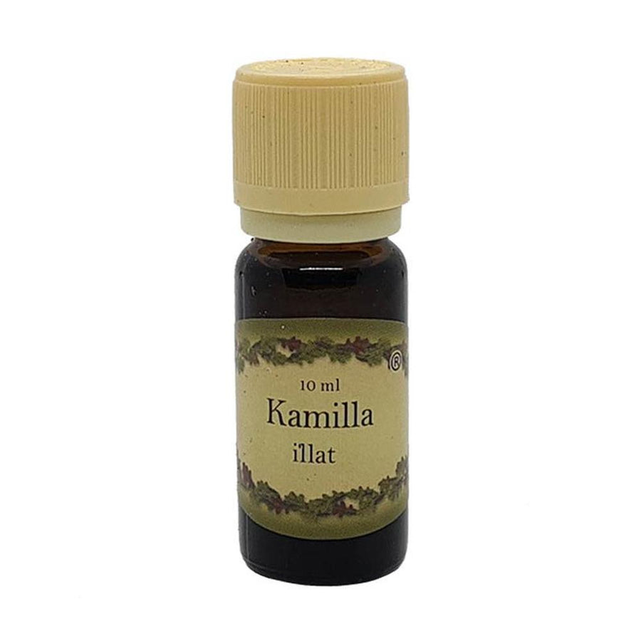 Kamilla illóolaj 10 ml-es barna üvegcsében, világos kupakkal, gyógynövényes és nyugtató illattal, párologtatáshoz.