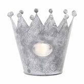 Vidéki vintage stílusú, antikolt felületű, 15 cm átmérőjű korona formájú bádog kaspó.