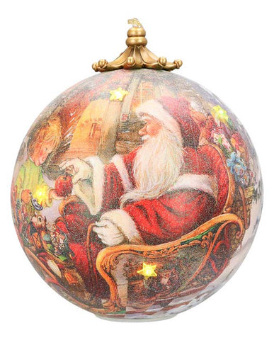 Vintage stílusú, LED-es kialakítású, Télapós életképpel díszített, nagyméretű függeszthető karácsonyi gömb dísz.