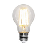 Víztiszta üvegű, normál LED izzó.