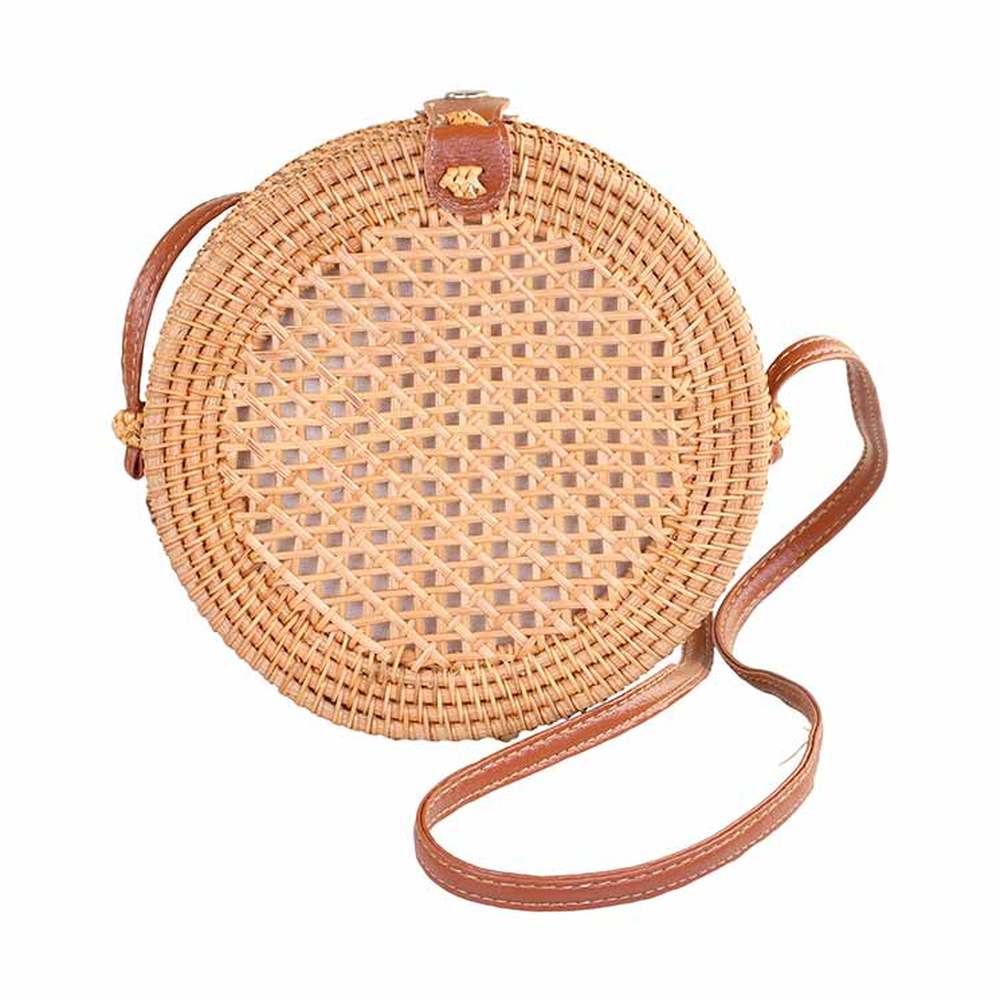 Vintage stílusú, autentikus, kör formájú, növényi rattanból és bőrből készült kézműves női táska