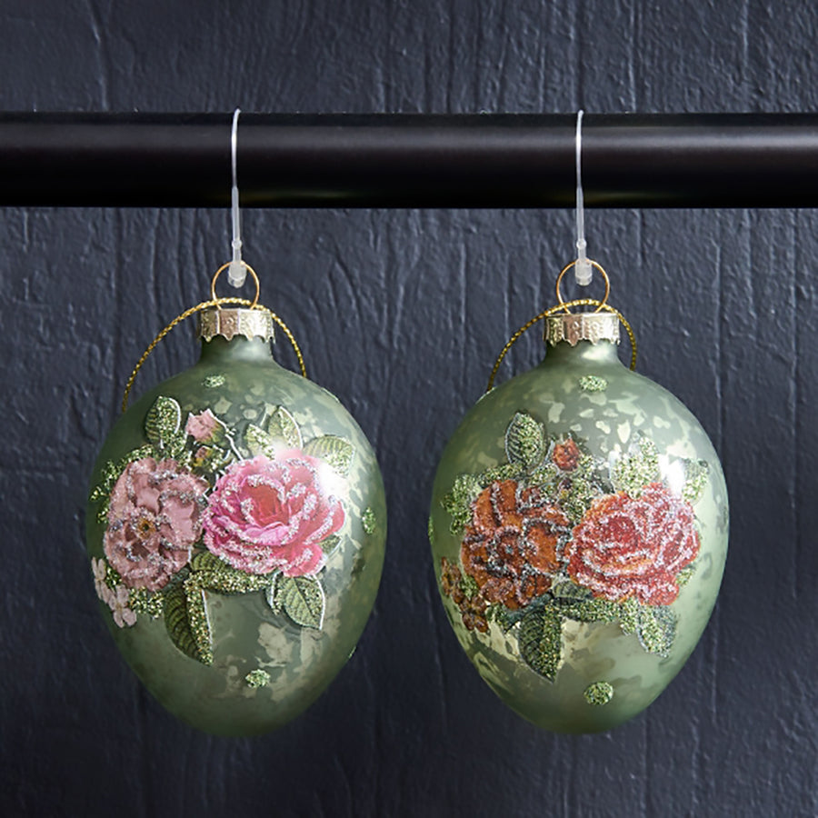 2 darabos, zöld színű függeszthető húsvéti üvegtojás szett.