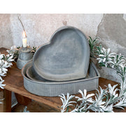 Szív formájú, háromdarabos karácsonyi bádog tálca szett.