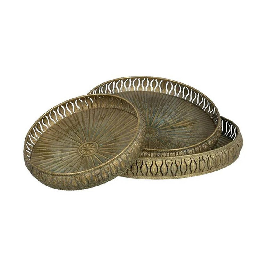 Antik arany színű, áttört fémcsipkével díszített, 3 darabos fém tálca szett.