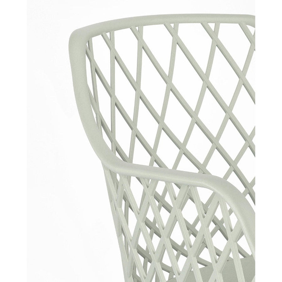 Zöld színű műanyag étkezőszék.