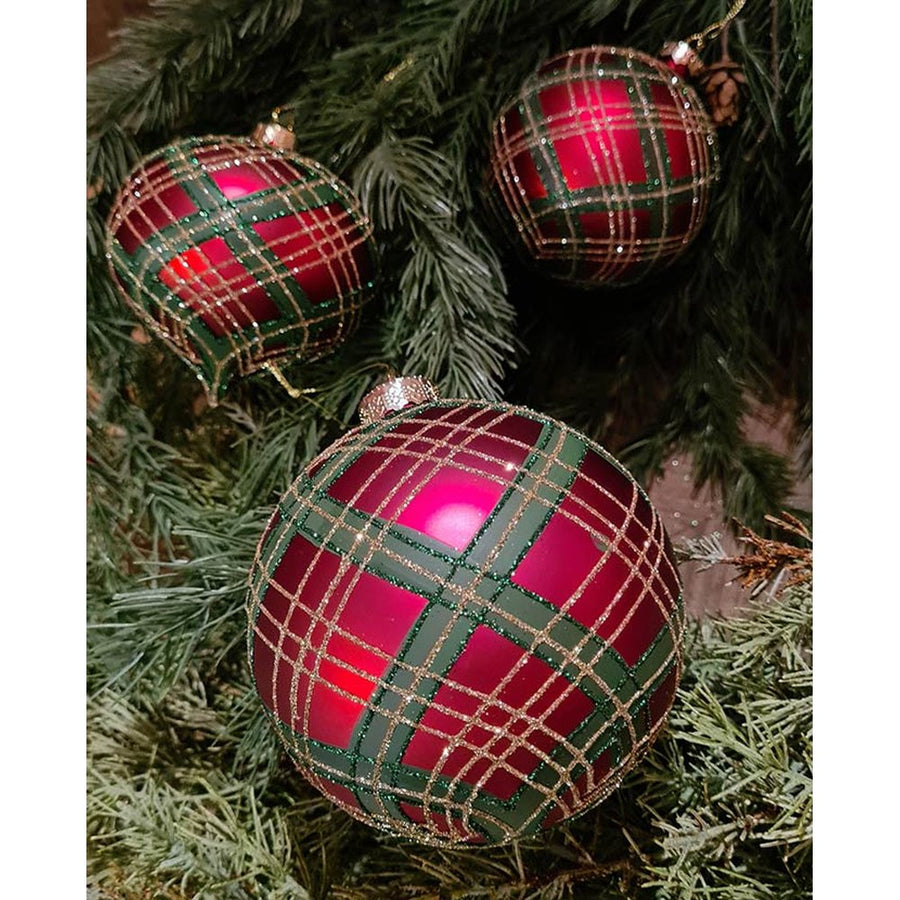 Skót kockás mintázatú, üveg karácsonyfadísz szett.