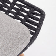 Kétszemélyes, szürke színű, design kerti pihenőágy natúr színű teakfa lábakkal