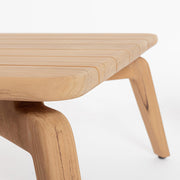 Kortárs stílusú, 120 cm hosszú, design teakfa dohányzóasztal