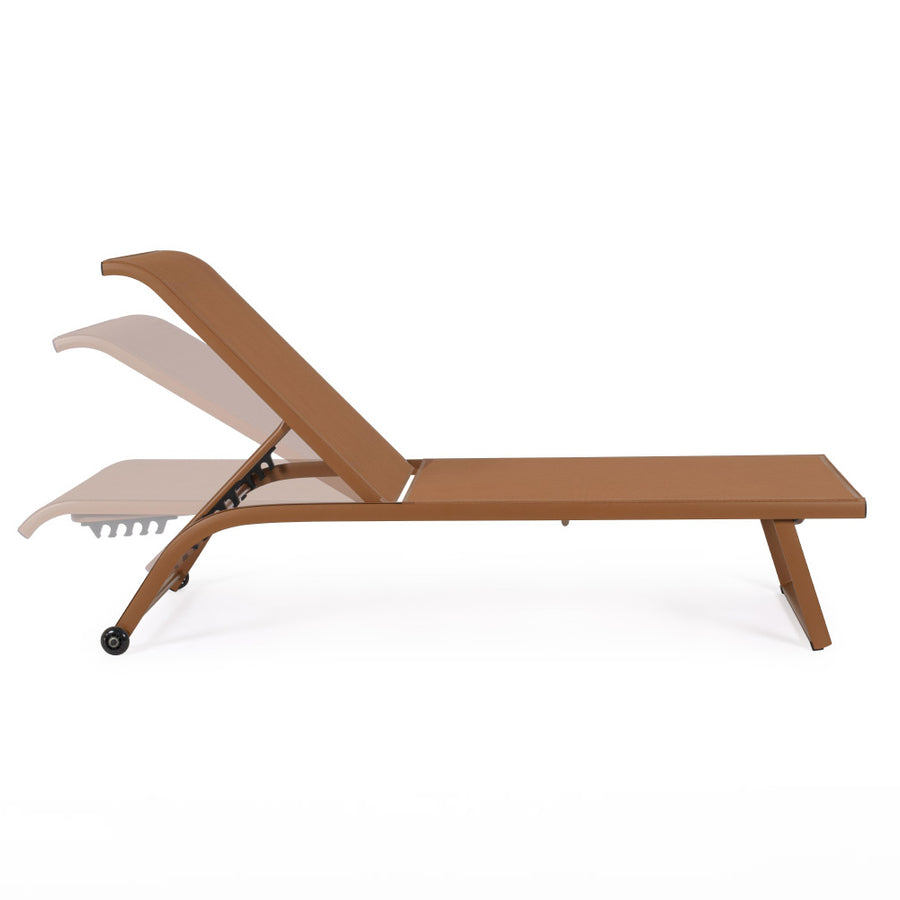 kortárs stílusú, dönthető, agyagbarna színű, alumínium napozóágy