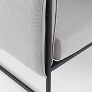 Kortárs stílusú, fekete-világosszürke színű, kerti design fotel