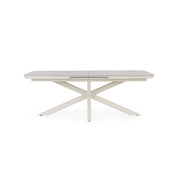 Kortárs, bézs színű, alumíniumvázzal rendelkező, bővíthető kültéri asztal.
