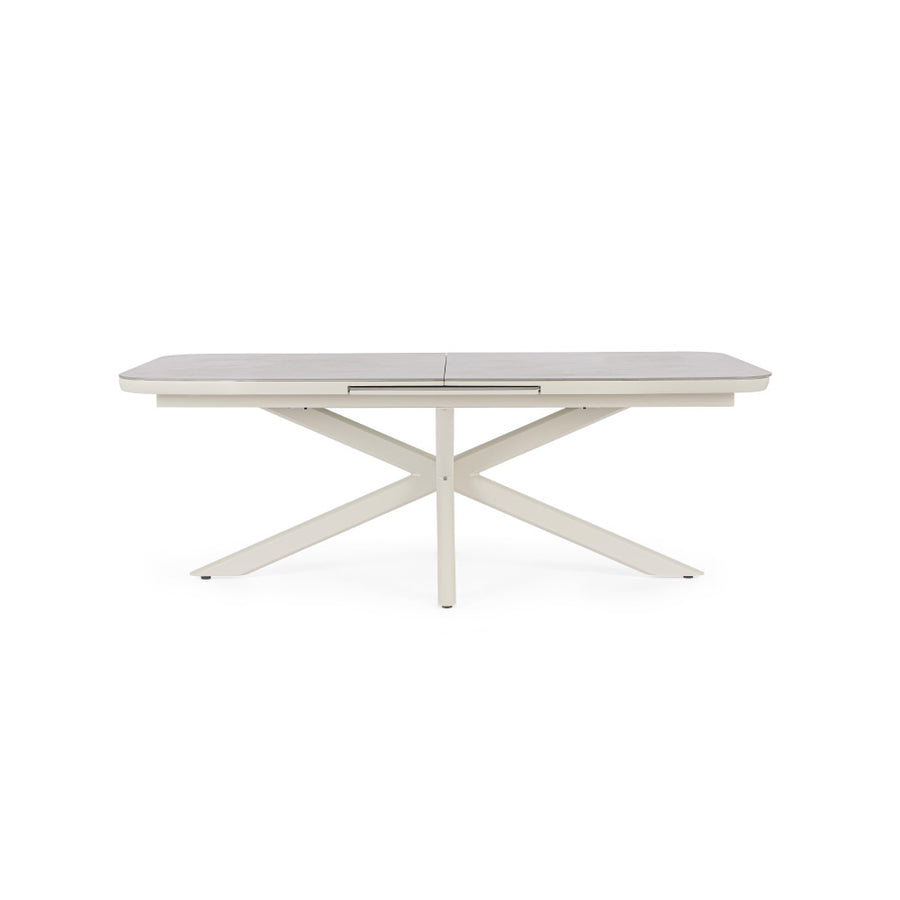 Kortárs, bézs színű, alumíniumvázzal rendelkező, bővíthető kültéri asztal.