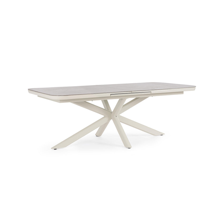 Kortárs, bézs színű, alumíniumvázzal rendelkező, bővíthető kültéri asztal.