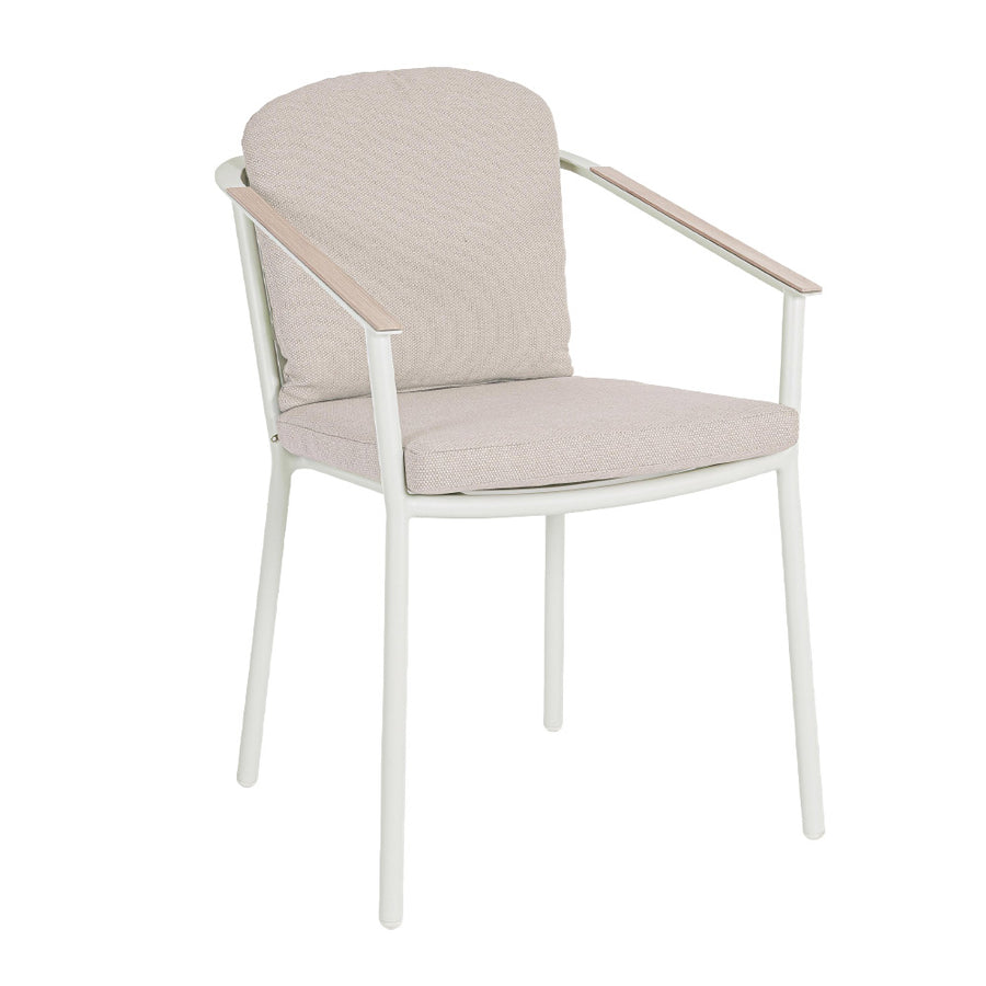 Ulises kültéri étkezőszék bézs párnával és fehér alumínium vázzal – perspektivikus nézet