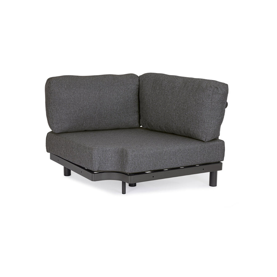 Kortárs fekete alumíniumból készült, kerti ülőgarnitúra grafitszürke ülő- és hátpárnákkal.