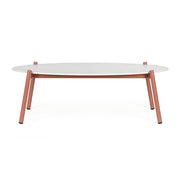 Miravet kültéri dohányzóasztal fehér szinterezett kő asztallappal front nézetből