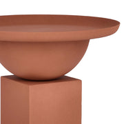 Kortárs stílusú, 40,5 cm átmérőjű, matt korallszínű, fém kisasztal