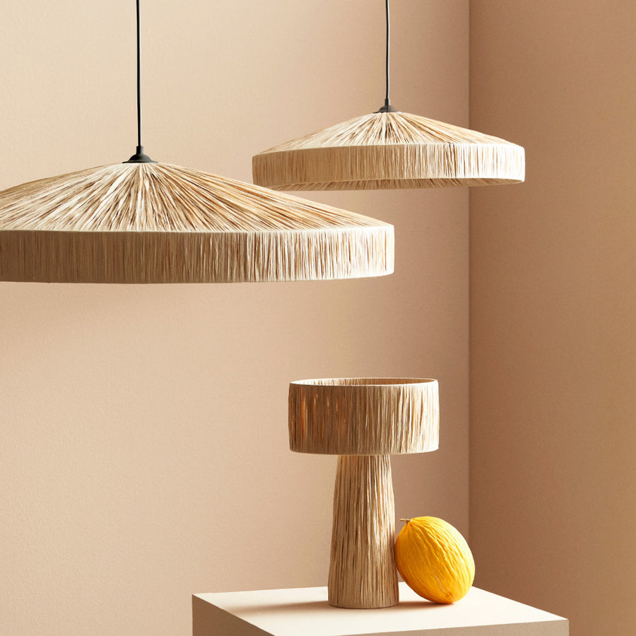 Kortárs stílusú, natúr színű raffiából szőtt, design függeszték lámpa