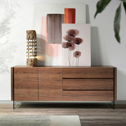 Angel Cerdá diófa furnéros komód enteriőr környezetben