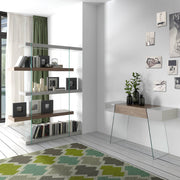 Kortárs stílusú, diófa furnérral borított, dizájn konzolasztal edzett üveg lábakkal.