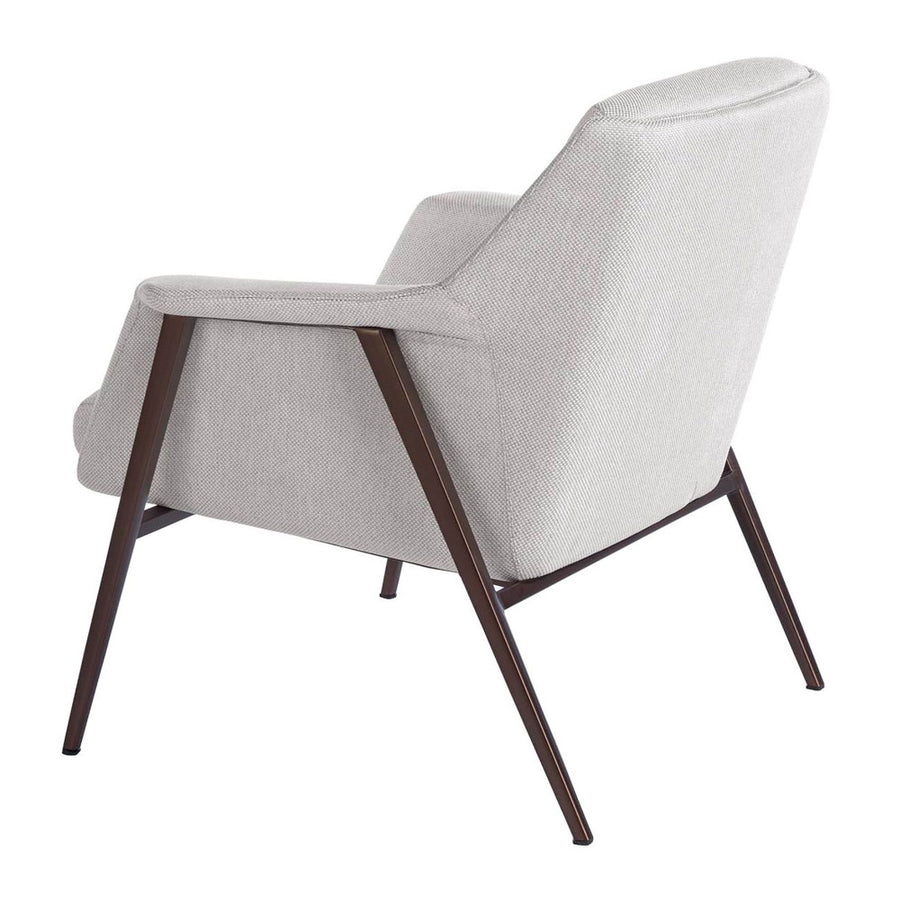 Angel Cerdá kortárs fotel hátulnézet döntött lábakkal